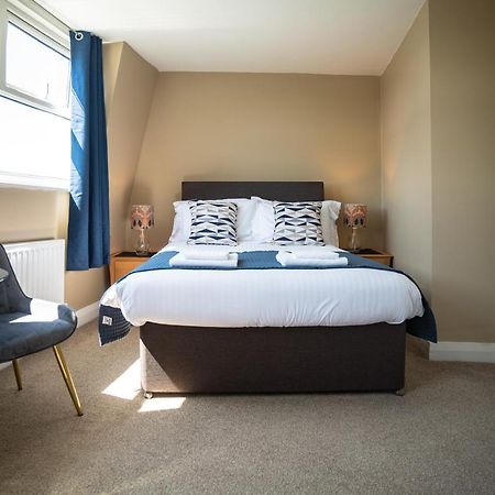 Sleepy Puffin Guest House 텐비 외부 사진