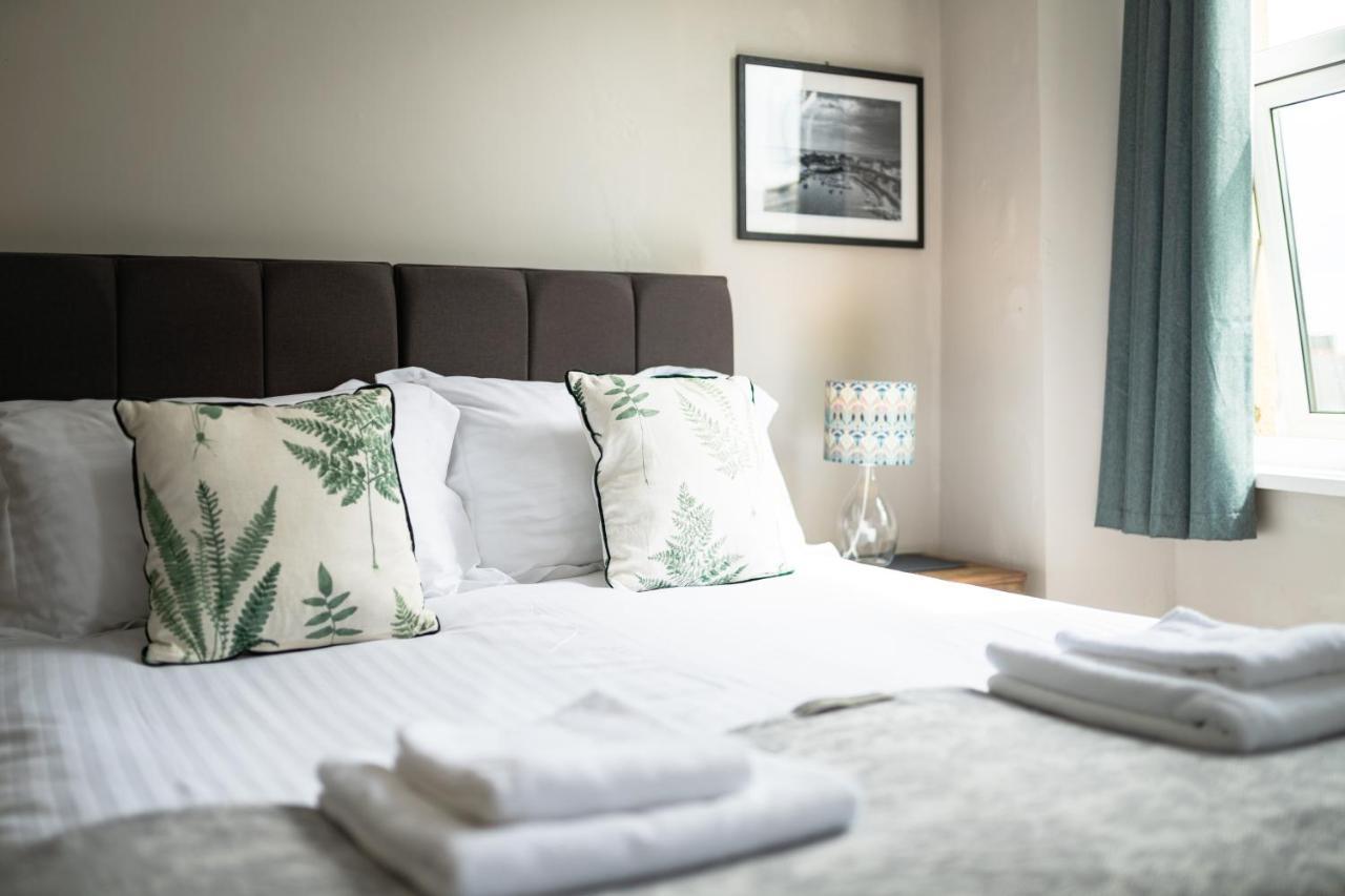 Sleepy Puffin Guest House 텐비 외부 사진