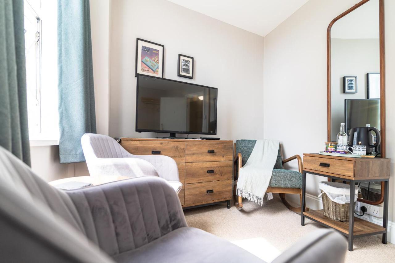 Sleepy Puffin Guest House 텐비 외부 사진